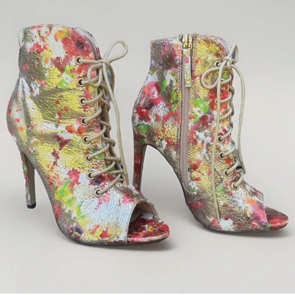 (6) EYE CANDIE Fun Abstract & Colorful Lace & Zip 4.5โ Stiletto Peep Toe Bootie